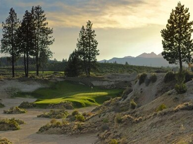 61534 Hosmer Lake Rd, Bend, OR 97702 - photo 3