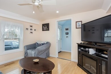 35 Deering Square, Rockland, MA 02370 - photo 7