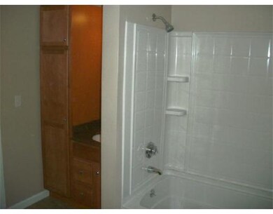 1024 Westminster Hill Rd unit 1, Fitchburg, MA 01420 - photo 5