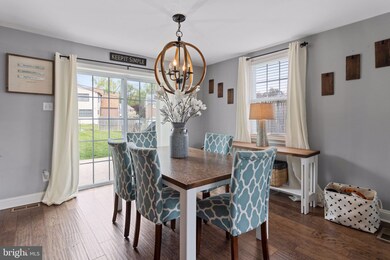 32 Strathaven Dr, Broomall, PA 19008 - photo 6