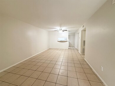 2400 5th St unit 1, Bay City, TX 77414 - photo 2