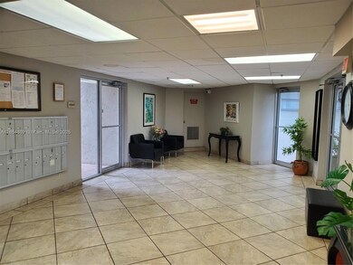 3940 Inverrary Blvd unit 402A, Lauderhill, FL 33319 - photo 4