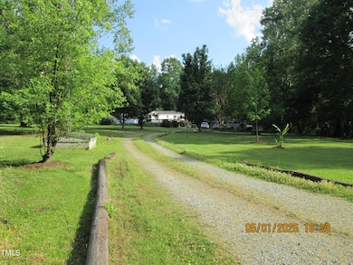 169 Mount Pleasant Rd, Willow Spring, NC 27592 - photo 3