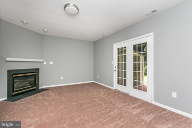 34 Winterberry Ct, Cockeysville, MD 21030 - photo 4