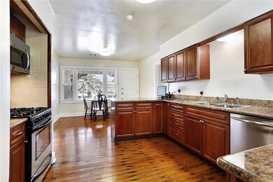 Beautifully remodeled kitchen with breakfast area!
