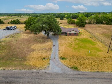 109 E Airport Rd, Bonham, TX 75418 - photo 3