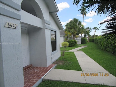 6443 SW 152nd Place unit 643, Miami, FL 33193 - photo 5