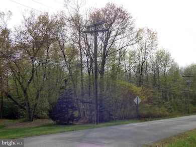 210 Penns Grove Auburn Rd, Penns Grove, NJ 08069 - photo 7