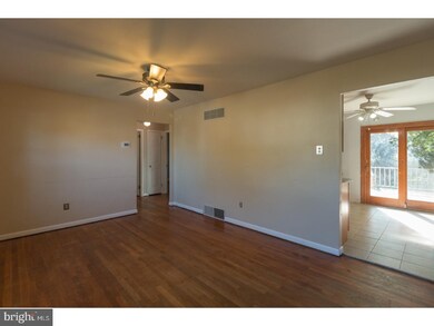 227 Ellsworth Dr, Newark, DE 19711 - photo 7