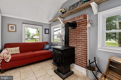 112 Riverview Cir, Colonial Beach, VA 22443 - photo 7