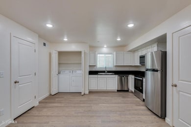 ALL STAINLESS APPLIANCES