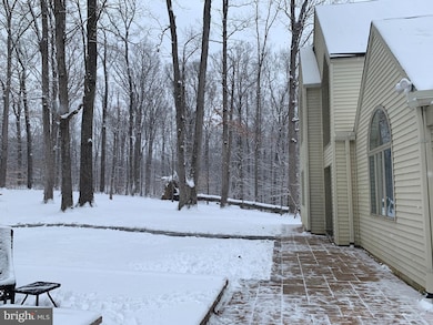 8439 Lee Alan Dr, Fairfax Station, VA 22039 - photo 2