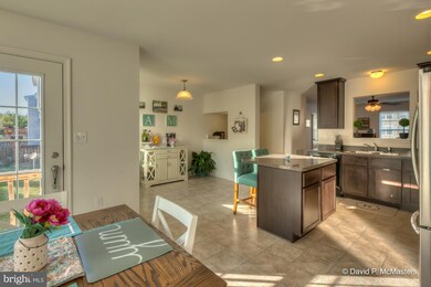 53 Private Ct, Bunker Hill, WV 25413 - photo 2