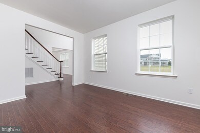 8 Sycamore Ln, Swedesboro, NJ 08085 - photo 4