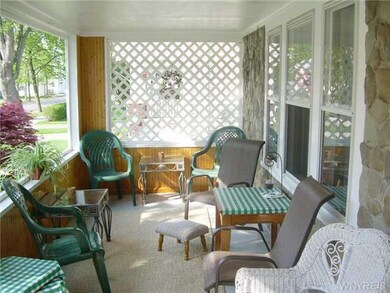 38 E Felton St, North Tonawanda, NY 14120 - photo 2