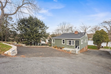 128 Ball Pond Rd, New Fairfield, CT 06812 - photo 3