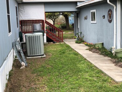 30418 Waller Spring Creek Rd, Waller, TX 77484 - photo 4