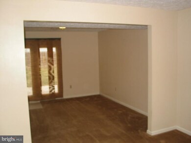 65 S Hummingbird St, Keyser, WV 26726 - photo 6