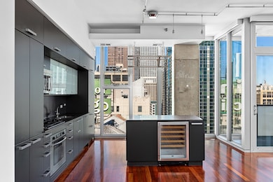 unlisted-address, Chicago, IL 60611 - photo 2