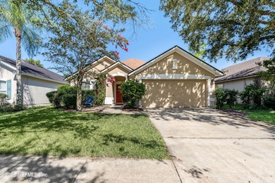 672 Timbermill Ln, Orange Park, FL 32065 - photo 3