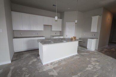 2499 Clydesdale Ln, Alvin, TX 77511 - photo 2