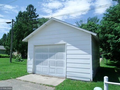 Detached garage is 16x20, so there's some extra ro