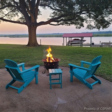 1583 Winona Park Dr, West Point, VA 23181 - photo 2