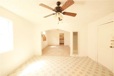 2813 Memphis Ave, El Paso, TX 79930 - photo 6