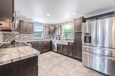 32 Wyman Rd, Dracut, MA 01826 - photo 5