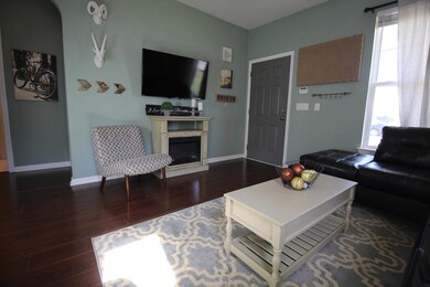 4 Living Room 1