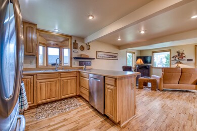 632/634 Sweeney Creek Loop