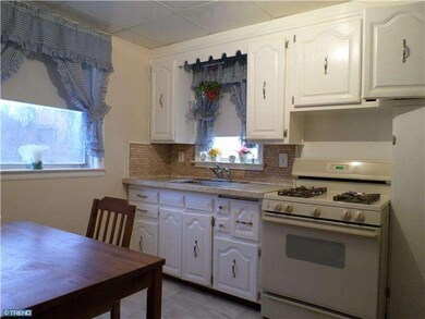 20 E 34th St, Reading, PA 19606 - photo 4