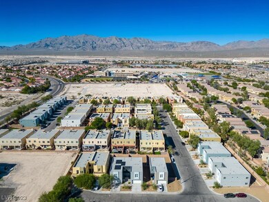 Gated Neighborhood
Great Location
