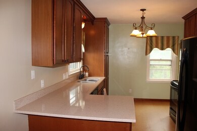 2004 Gladiola Ct, Manhattan, KS 66502 - photo 6