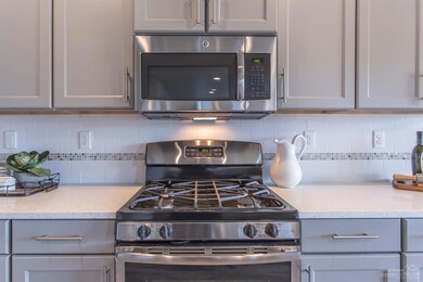 1671 NE Leehaven Ln, Bend, OR 97701 - photo 4