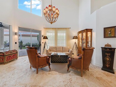 Dining Room : Kitchen : Family Room