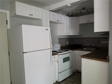809 Turner St unit 5, Clearwater, FL 33756 - photo 2