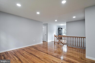 8707 Lagrange St, Lorton, VA 22079 - photo 5