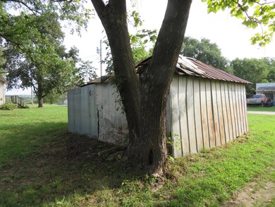 204 S Macon St, Jerico Springs, MO 64756 - photo 7
