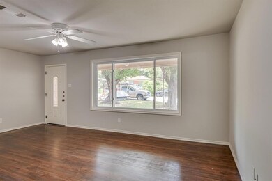 413 Crandle Dr, Fort Worth, TX 76108 - photo 6