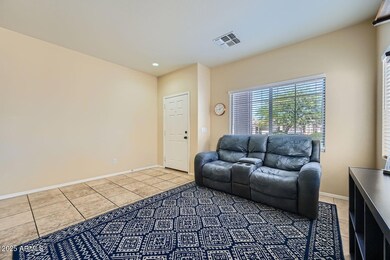 2853 E Cathy Dr - Web Quality - 007 - 08