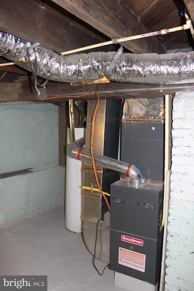 5309 Sipple Ave, Baltimore, MD 21206 - photo 6