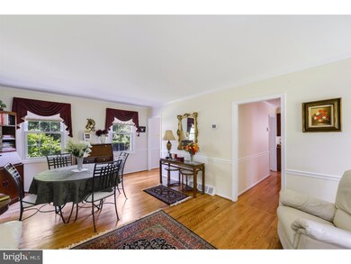 636 W Saint Andrews Dr, Media, PA 19063 - photo 5