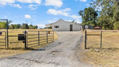 1030 S Reno Rd, Springtown, TX 76082 - photo 2
