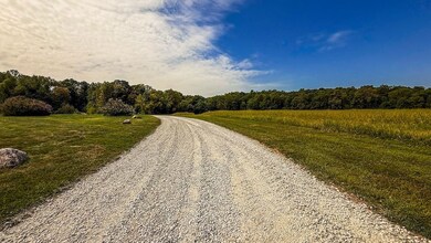 5 E Scotland Rd, Bloomfield, IN 47424 - photo 6