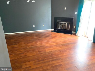 8014 Upperfield Ct, Owings Mills, MD 21117 - photo 4