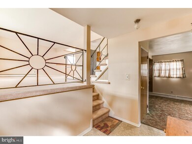 46 Rolling Ln, Trenton, NJ 08690 - photo 2