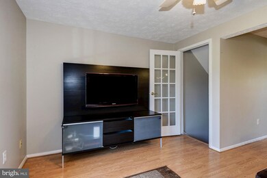 5908 Rowanberry Dr, Elkridge, MD 21075 - photo 5