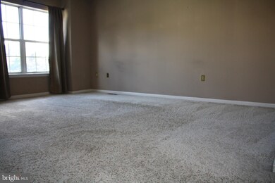 212 Lincoln Ave, Harrisburg, PA 17111 - photo 3