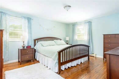 212 Greenwood Dr, Wakefield, RI 02879 - photo 7